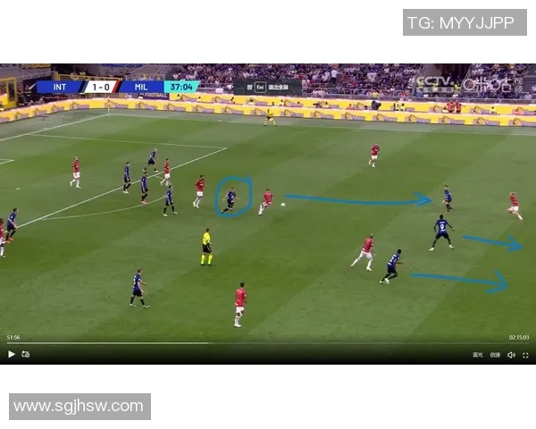 足球球星精准定位与战术角色分析探索球员在现代足球中的多维价值