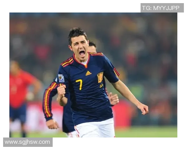 足球球星原画素材合集打造真实赛场氛围完美呈现球员风采